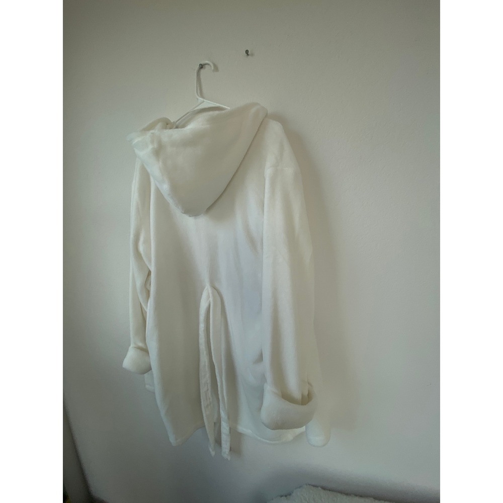 Gap Kids White Fleece Hooded Bathrobe Size 14 Recycled Polyester Tie Waist Robe - Picture 11 of 16